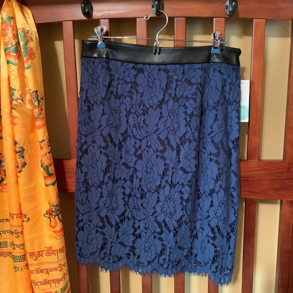 Lace Pencil Skirt